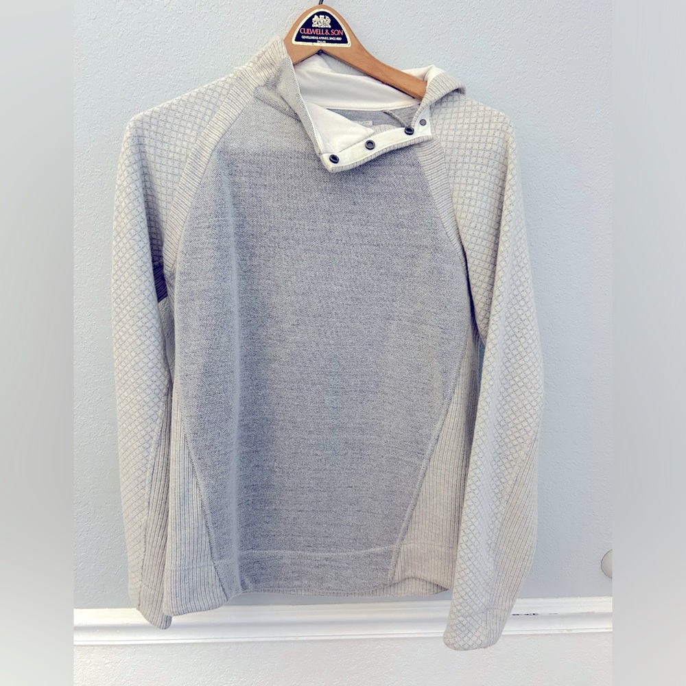 Women’s Prana Brandie Sweater, grey size medium, worn once!